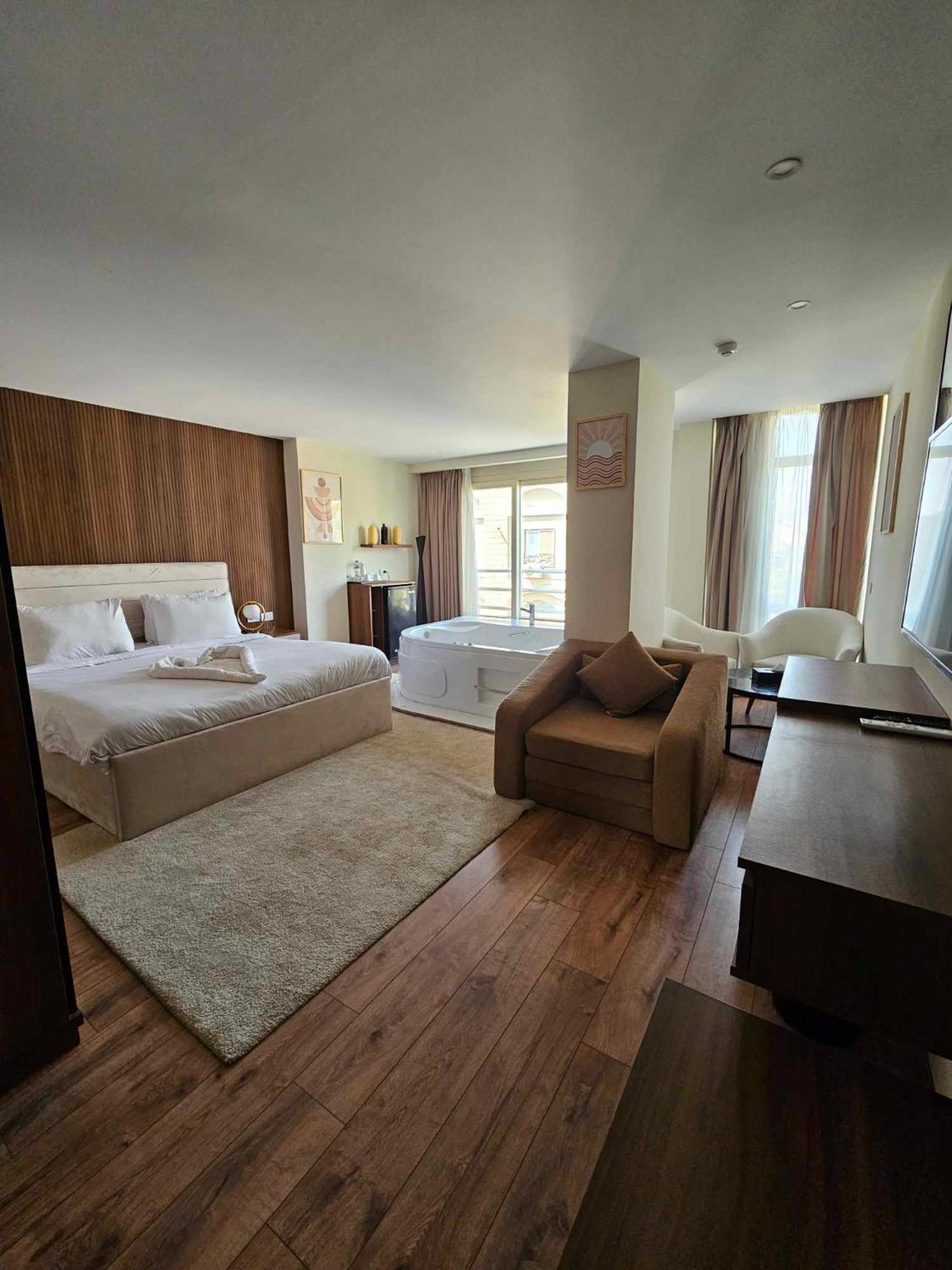 The Home Boutique Hotel Pyramids Inn Kafrat al Jabal Exterior photo